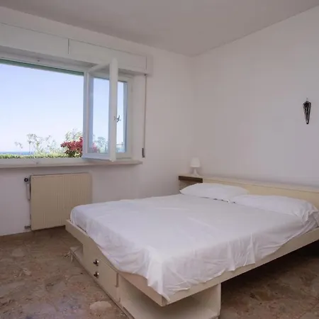 N127 - Numana, Trilo Con Giardino E Vista Mare A 200 M. Dalla Spiaggia Numana